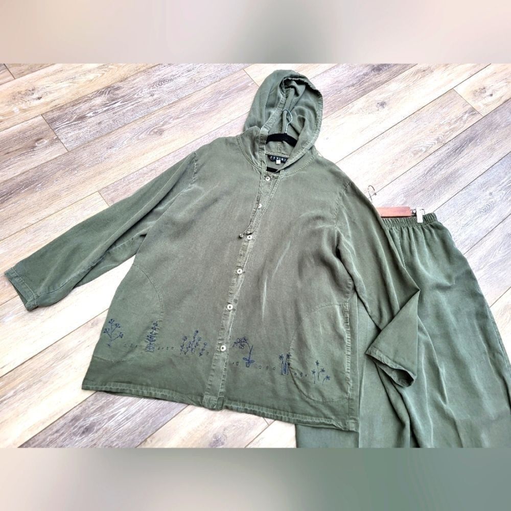 Fenini vintage tencel set, hooded top and loose comfy bottoms